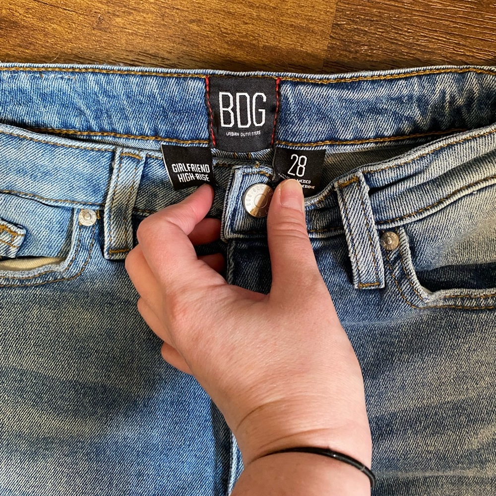 Urban Outfitters BDG Girlfriend High Rise Jeans - Picture 2 of 7